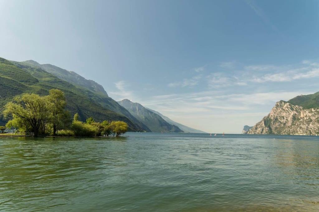 Апартаменты Vacanza Lago Di Garda Рива-дель-Гарда Экстерьер фото